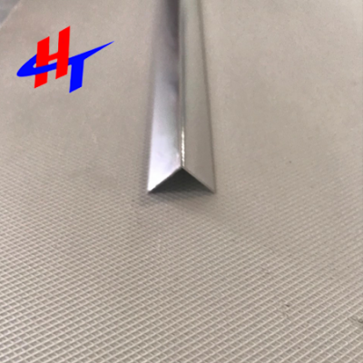Nẹp nhôm V15